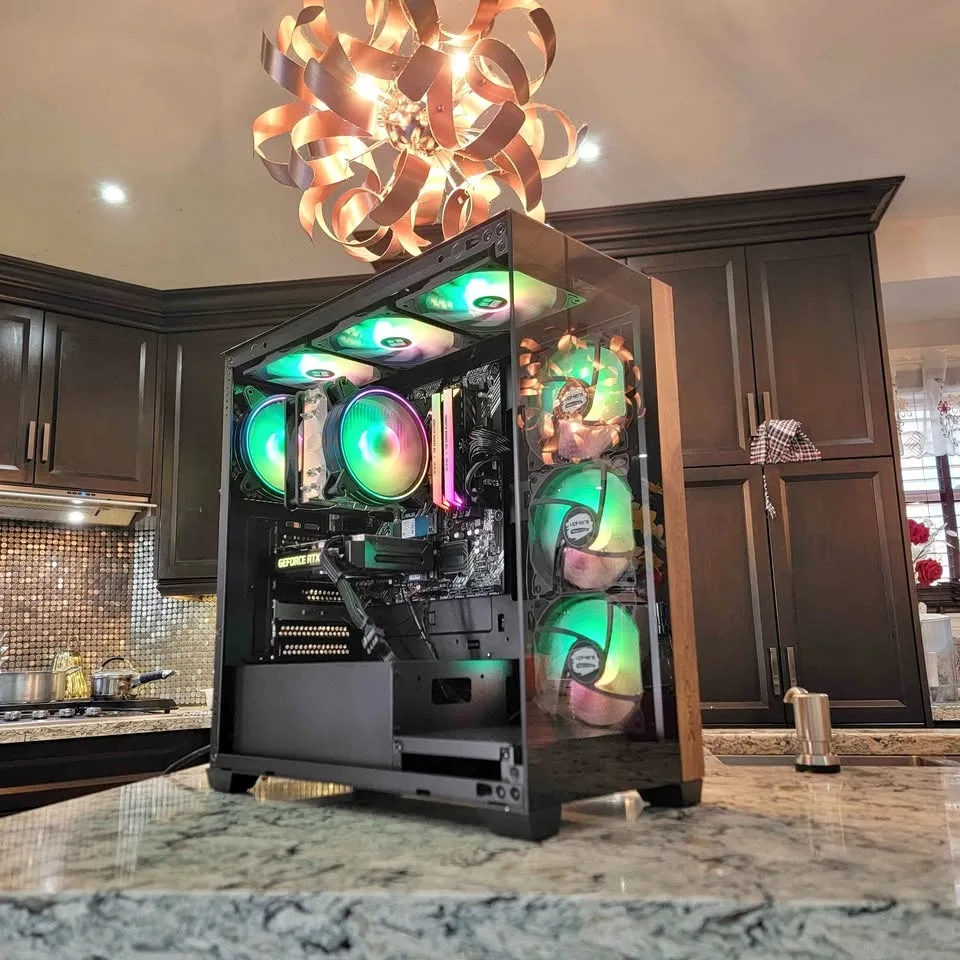 CUSTOM GAMING PC : Ryzen 5 5600x / RTX 3060 / 16GB RAM