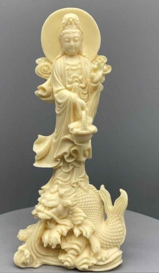Guanyin hand carved statue - photo 3