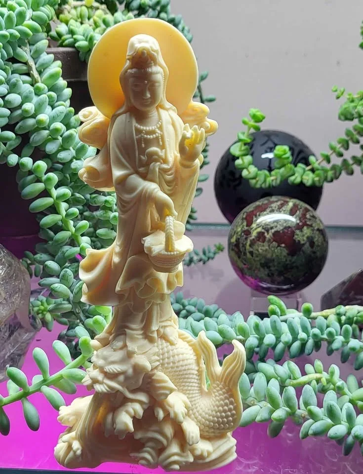 Guanyin hand carved statue image indicator(6)