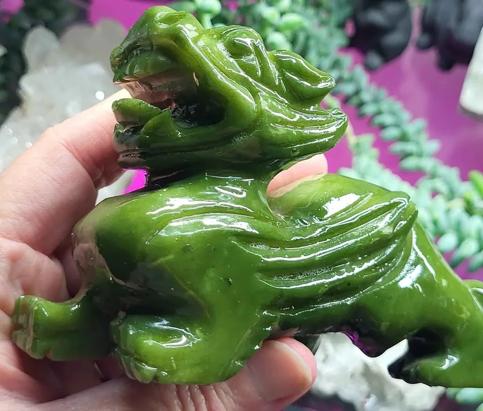 Xiuyan Jade Pixiu Crystal Carving image indicator(6)