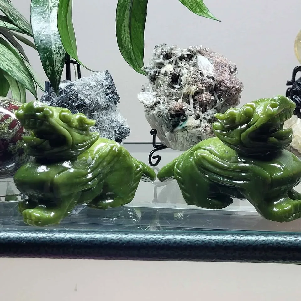 Xiuyan Jade Pixiu Crystal Carving image indicator(9)