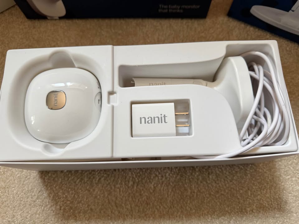Nanit Baby HD Monitor with Wall Mount & Stand - photo 2