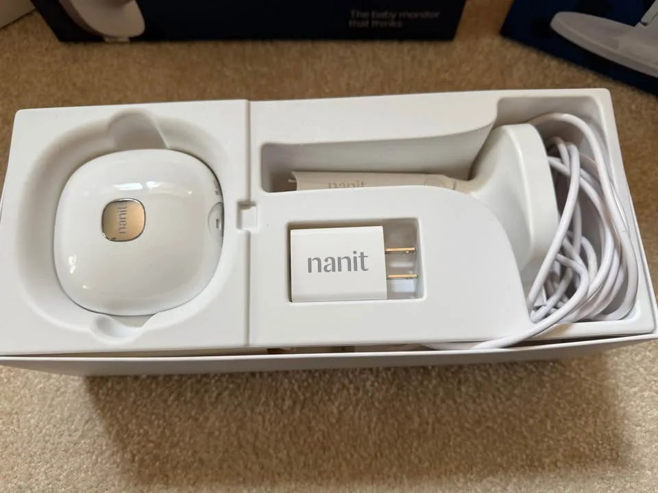 Nanit Baby HD Monitor with Wall Mount & Stand image indicator(2)