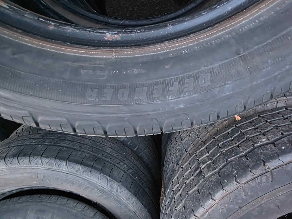 4 Michelin Defender 225/50R17 94T - photo 5