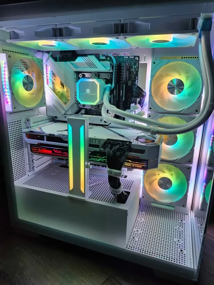 High- End gaming PC, Core i7, RTX 3080, 32 GB RAM, 1 TB SSD image indicator(5)