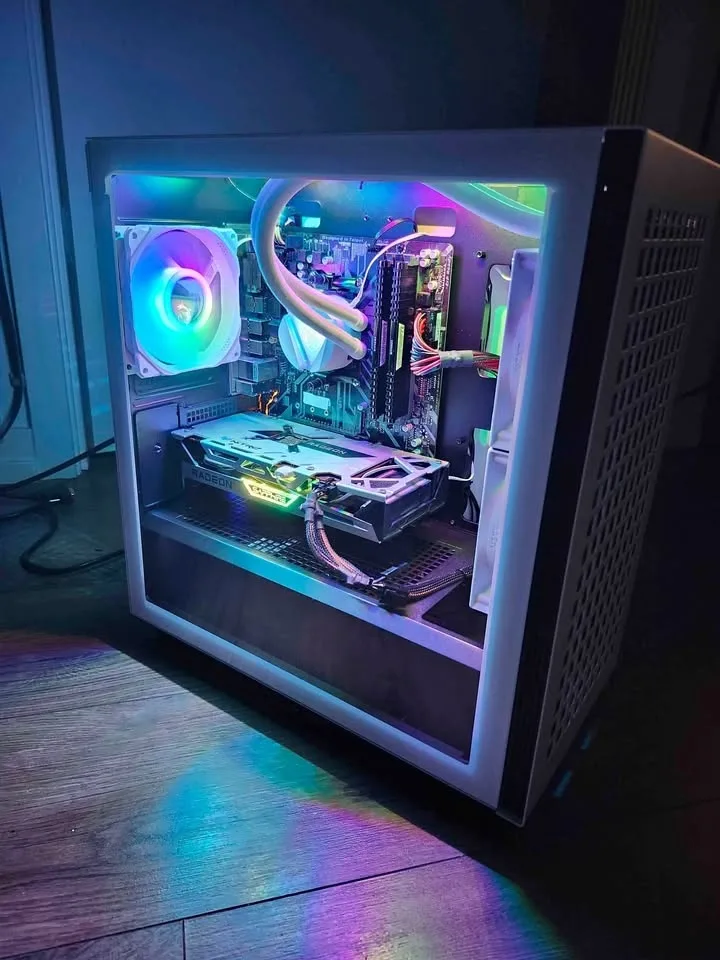 Gaming PC, Ryzen 5, RX 6600 XT, Water cooled