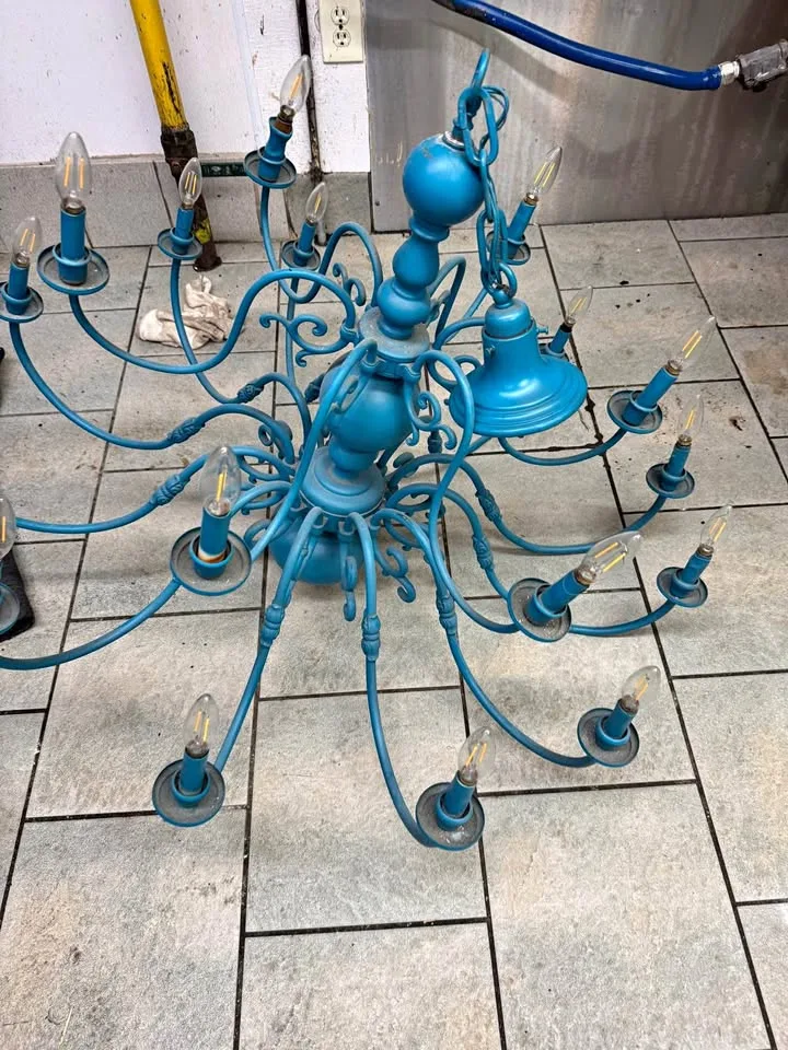 Antique Chandelier thumbnail