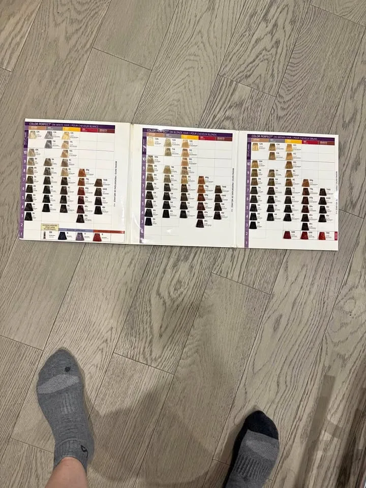 Wella professional,color, perfect swatch-book