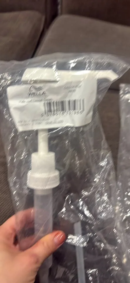 2 gallon shampoo pumps