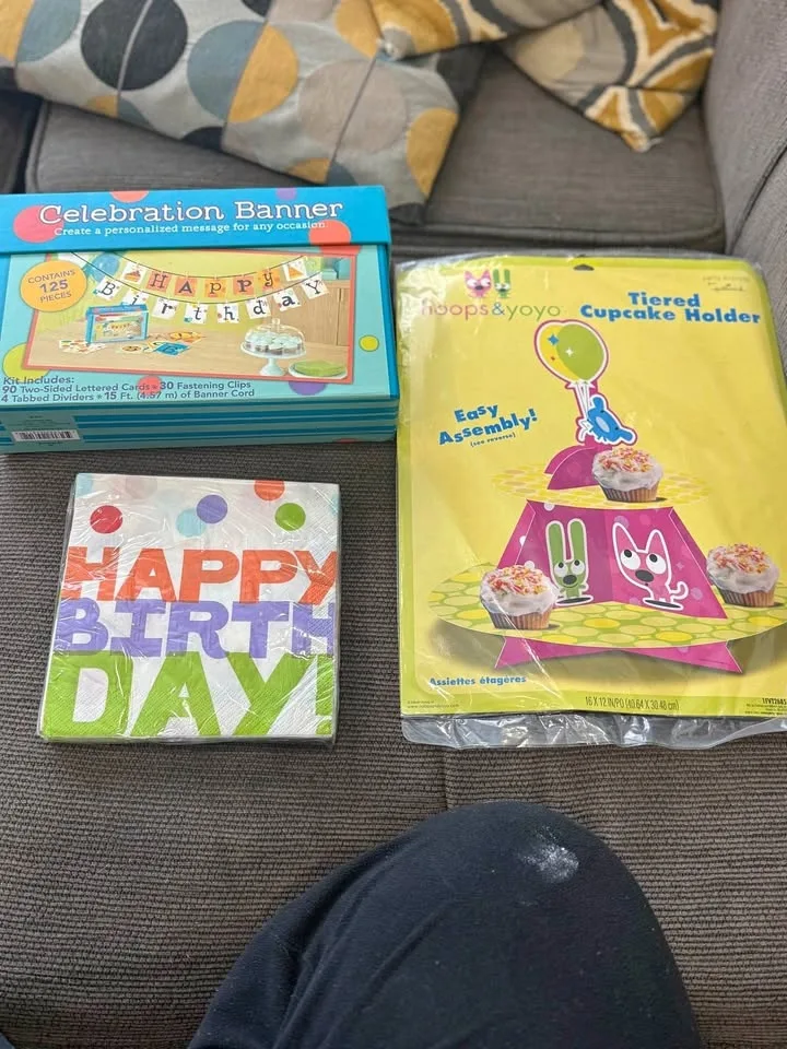 Birthday party celebration kit