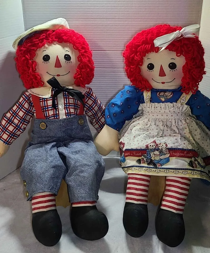Raggedy Ann & Andy Dolls image indicator(2)