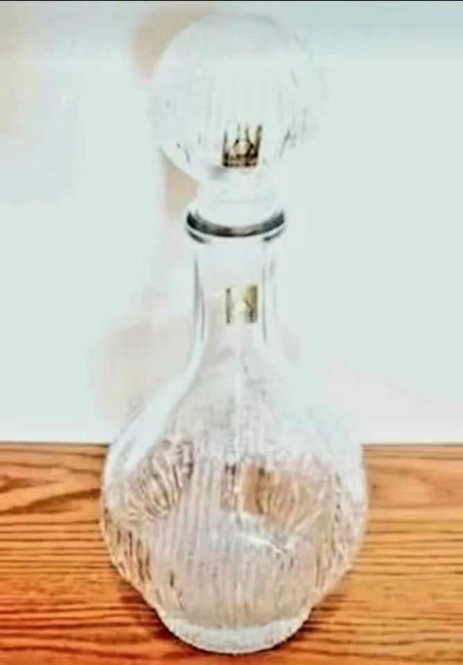 Vtg.Oberglas Austrian Crystal Decanter image indicator(2)