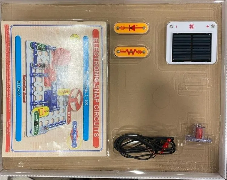 Snap Circuits Extreme - 750+ Exciting Projects Kit image indicator(9)