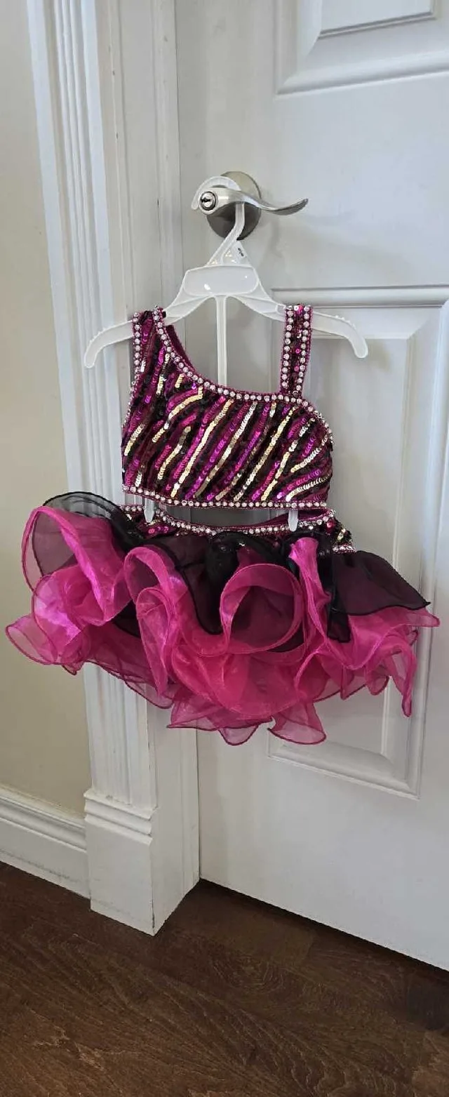 Girls Glamour dance outfit costume for competitive dance