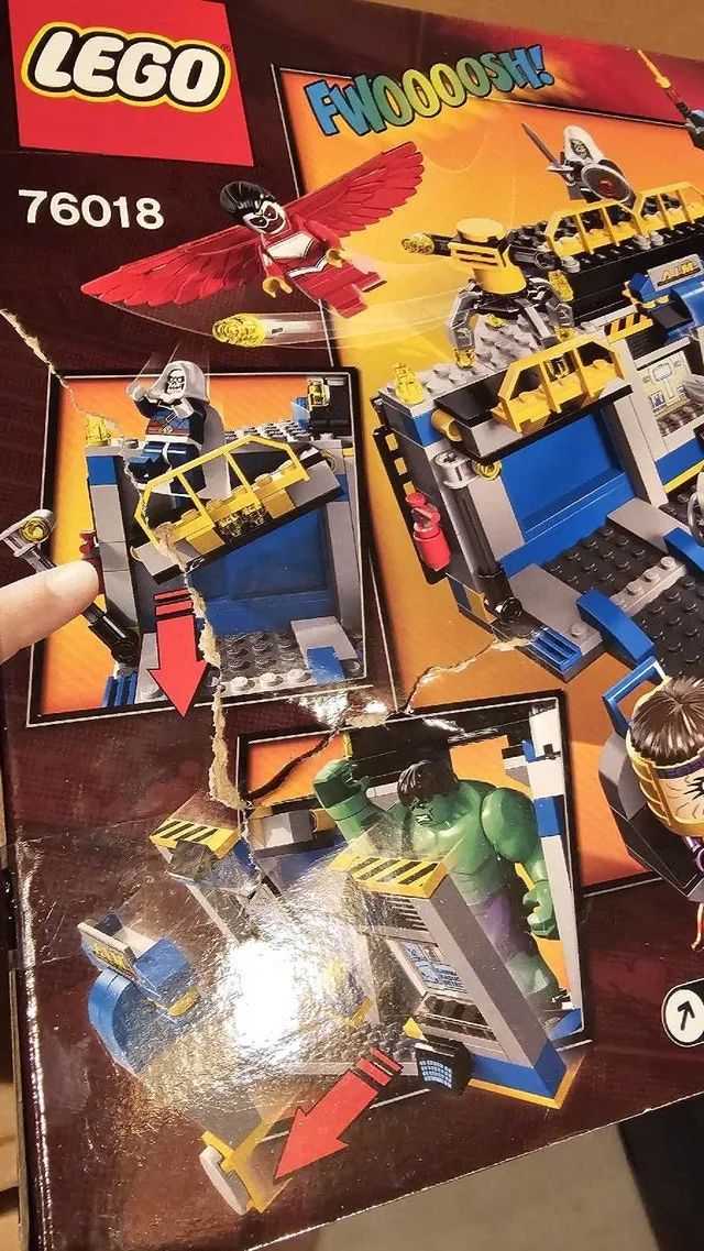 Lego 76018 marvel hulk lab set sealed w box damage image indicator(3)