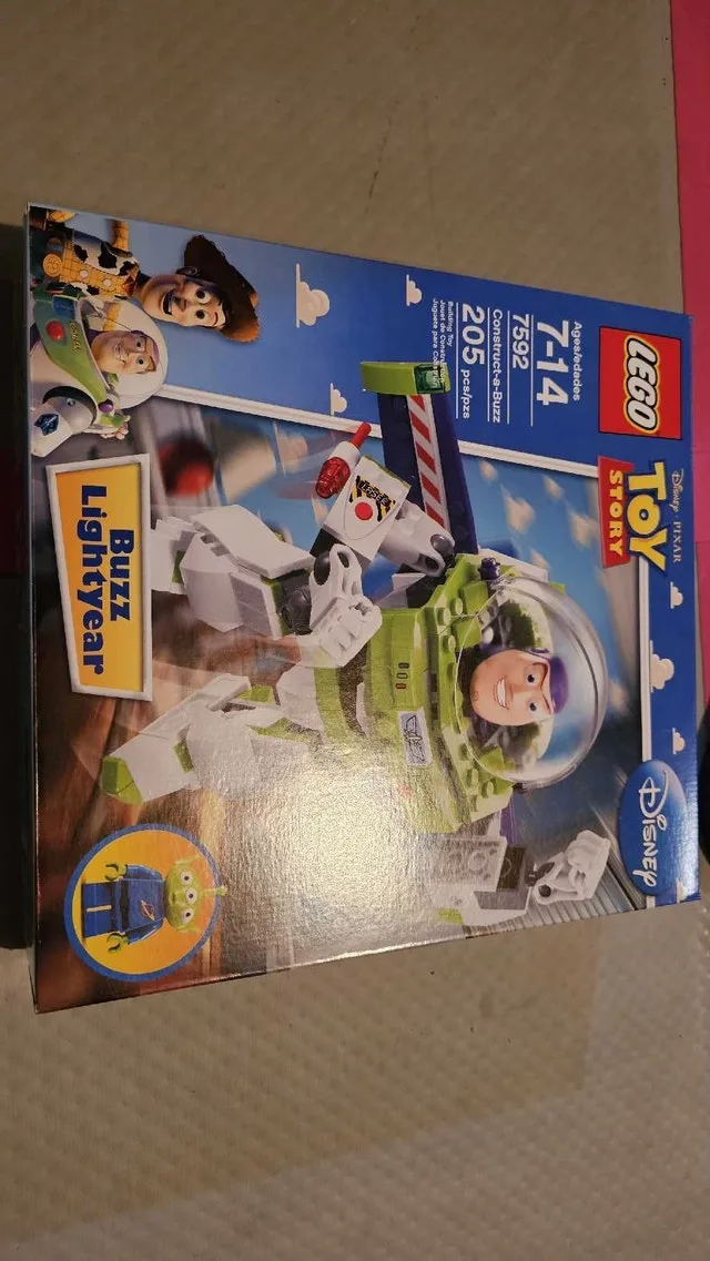 Lego Disney toy story buzz light year set 7592 *new*
