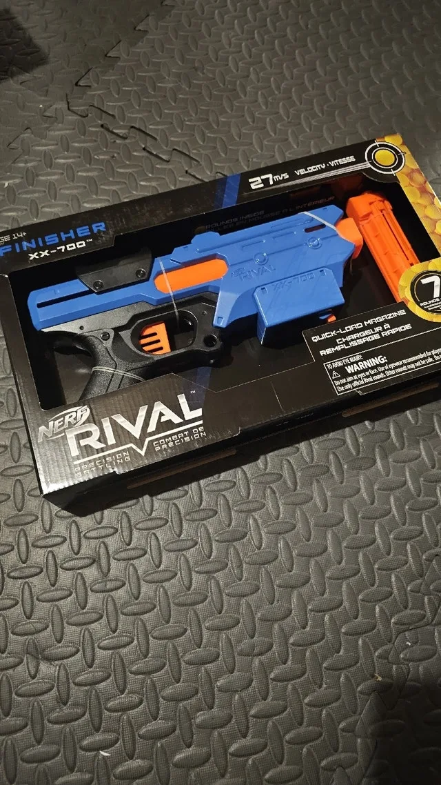 Nerf Rival Finisher xx-700 gun brand new in box