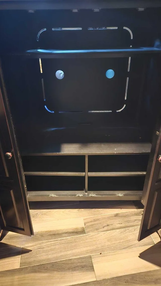 Entertainment Unit/Storage image indicator(2)