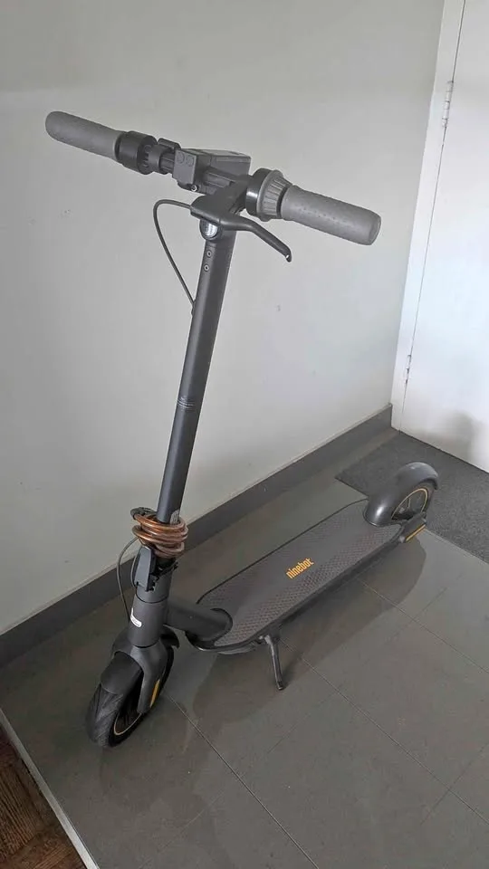 Segway Ninebot KickScooter Max G30p