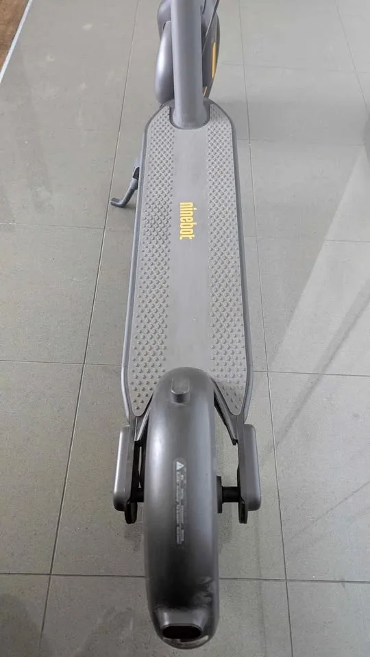 Segway Ninebot KickScooter Max G30p image indicator(3)