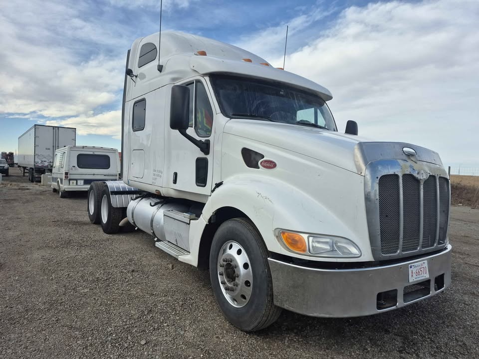2007 Peterbilt 387 - photo 2