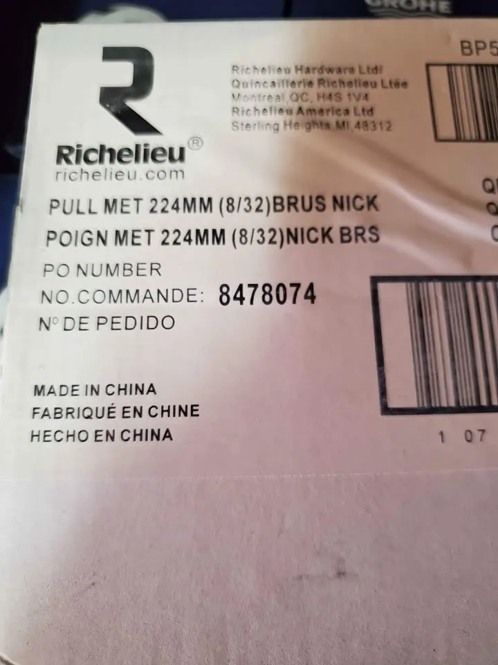 Richelieu 9 1/4 " Chrome Handles