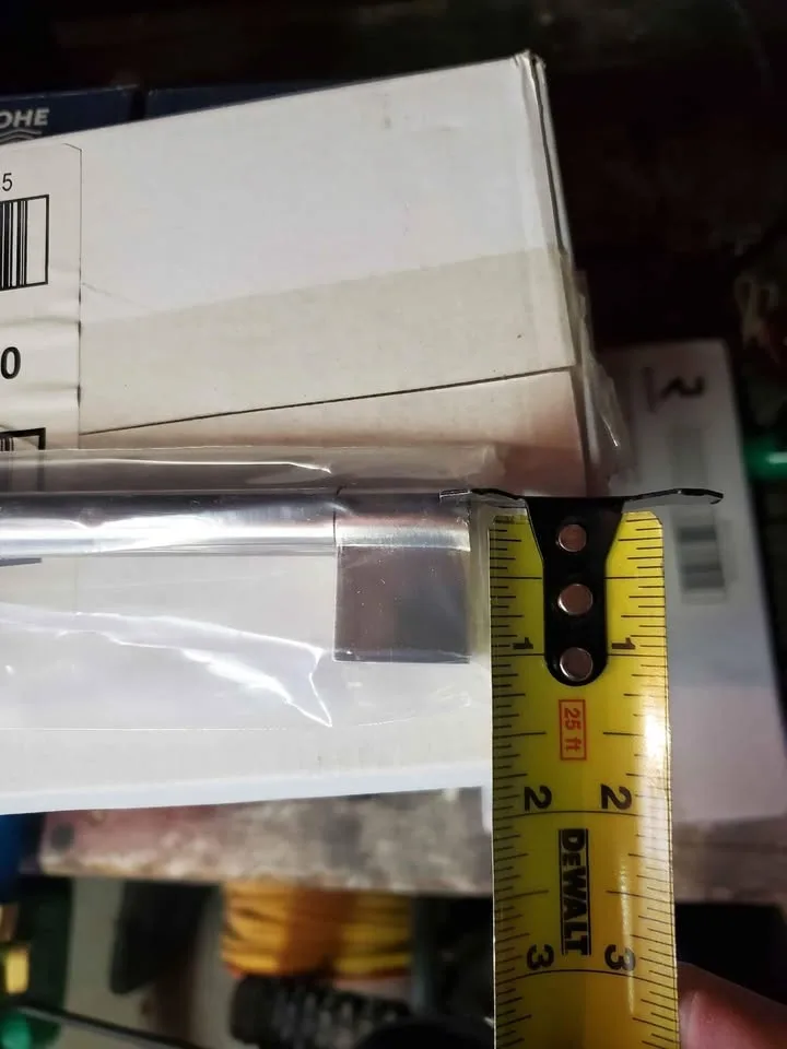 Richelieu 9 1/4 " Chrome Handles image indicator(5)