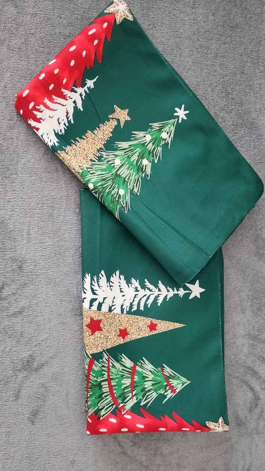 2 throw pillow's Covers Holiday Season. - photo 4