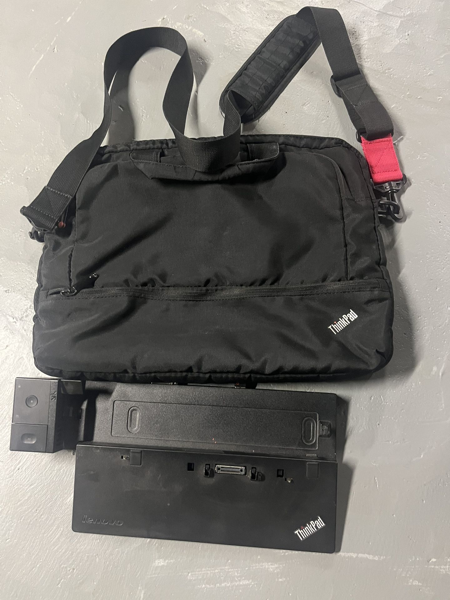 USED - Lenovo Laptop Bag & ThinkPad Docking Station