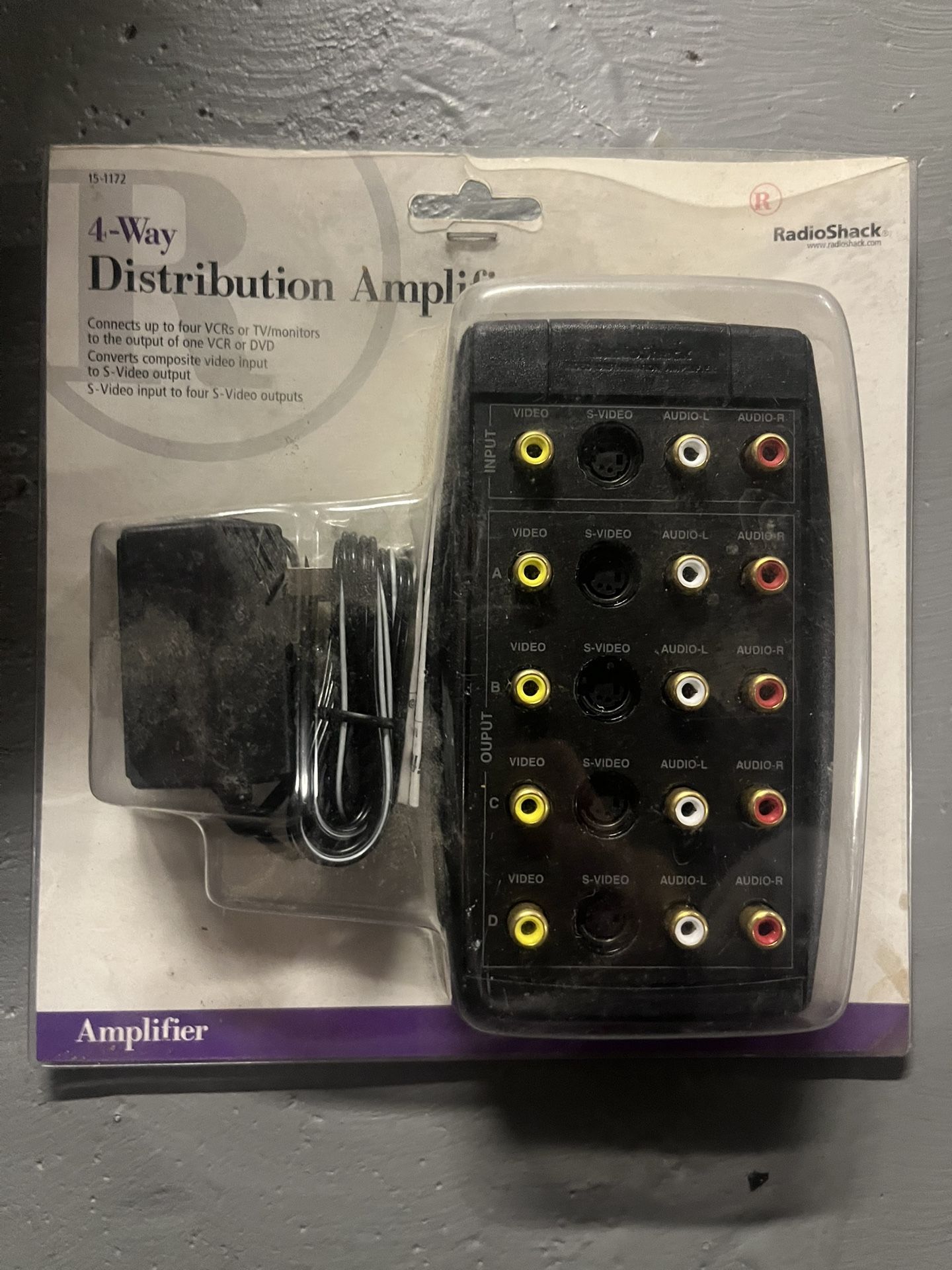 Radio Shack Video Distribution Amplifier 15-1172 NOB