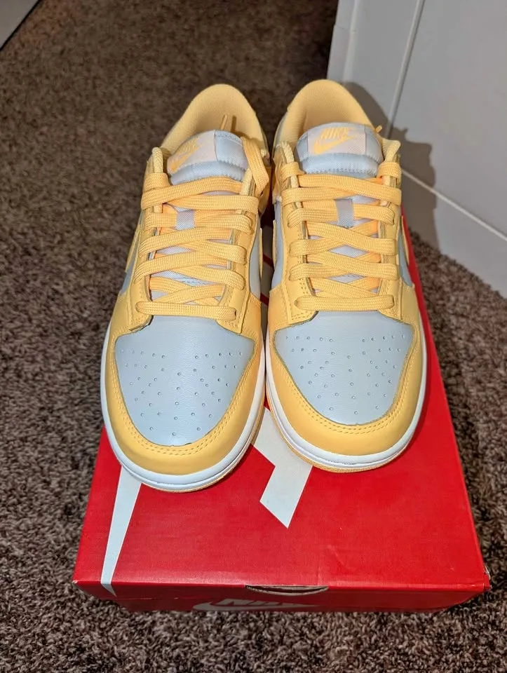 Nike Dunk Low Citron Pulse (Womens) Size 8