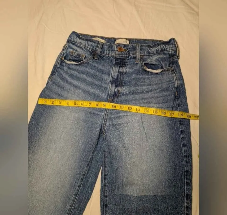 Universal Thread Classic Blue High-Waisted Women's Jeans image indicator(5)