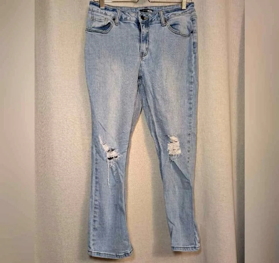 Light Blue Distressed Women Jeans