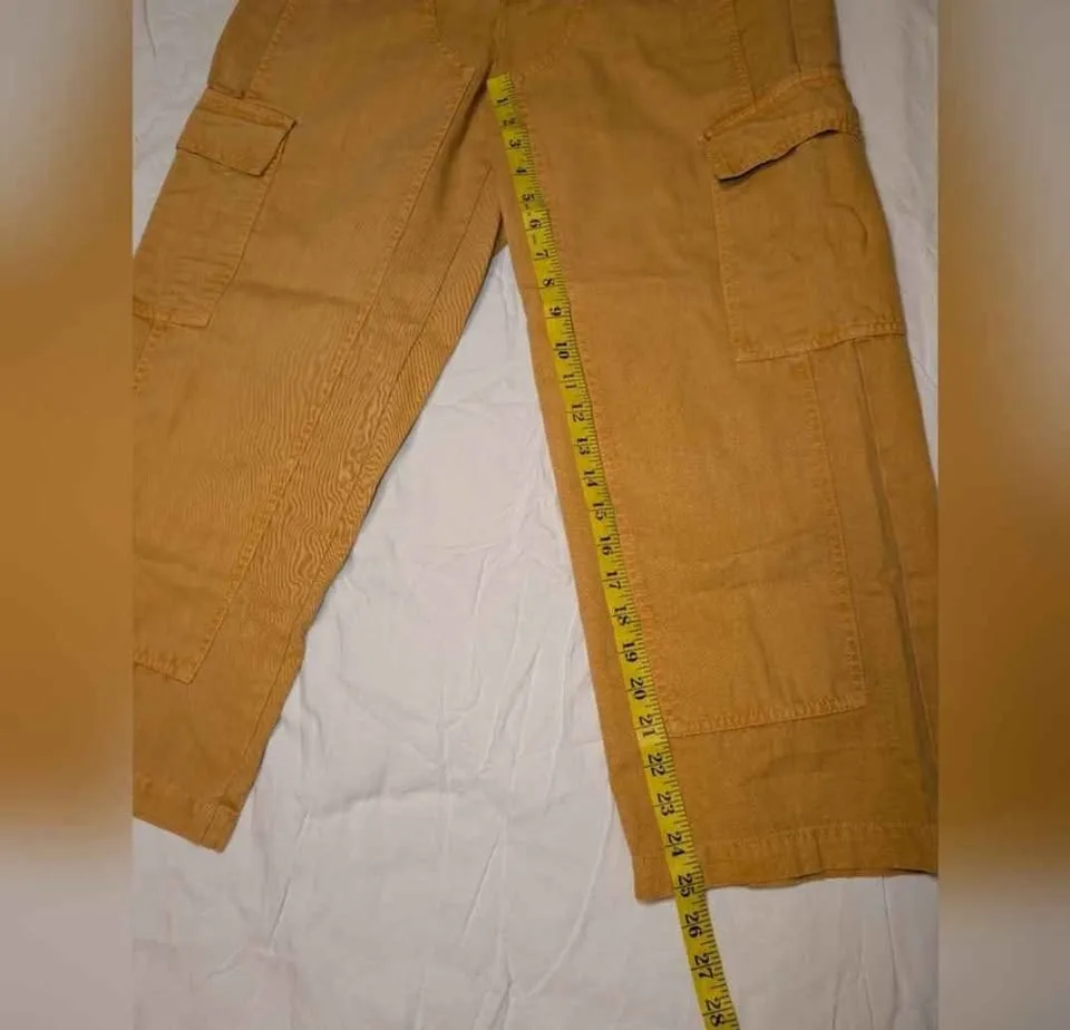 Universal Thread Mustard Yellow Cargo Pants Size 6 image indicator(4)