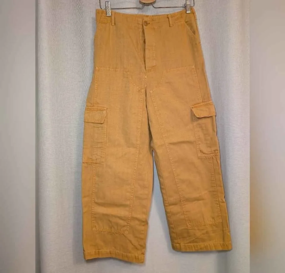 Universal Thread Mustard Yellow Cargo Pants Size 6 image indicator(10)