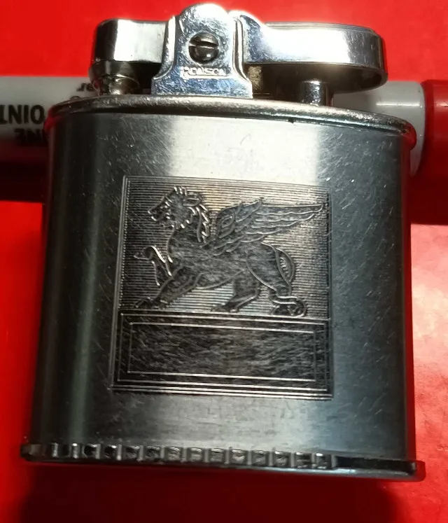 Ronson Triumph Lighter image indicator(2)