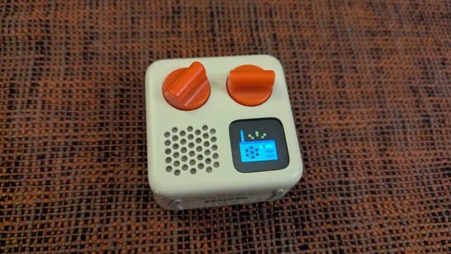 2021 Yoto Mini Player image indicator(4)