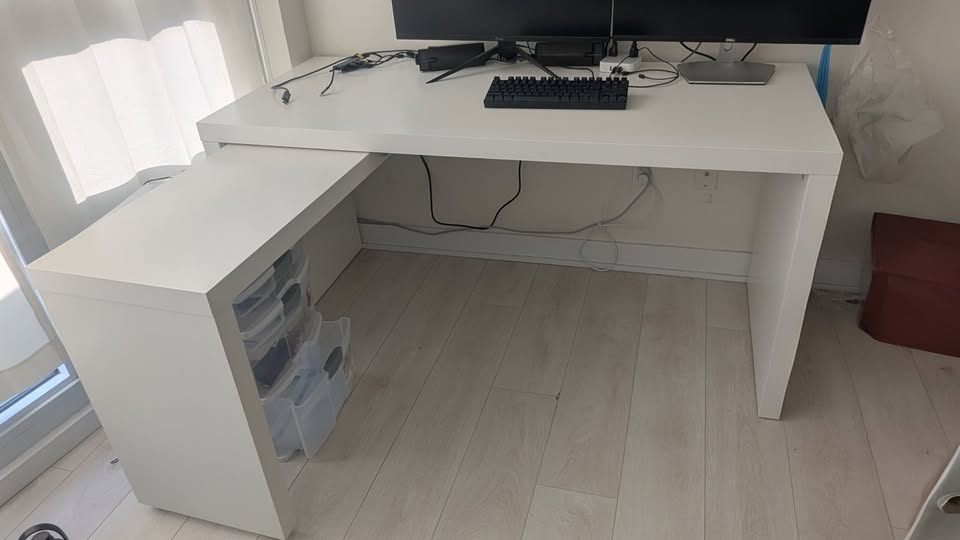 IKEA MALM Desk w/ Pull-Out Panel (White) – 151×65 cm - photo 4
