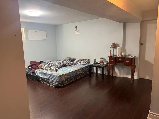 Basement Apartment image indicator(3)