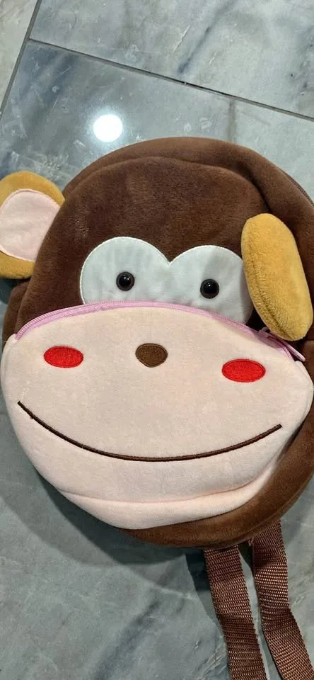 Cute Bagaboo small monkey backpack