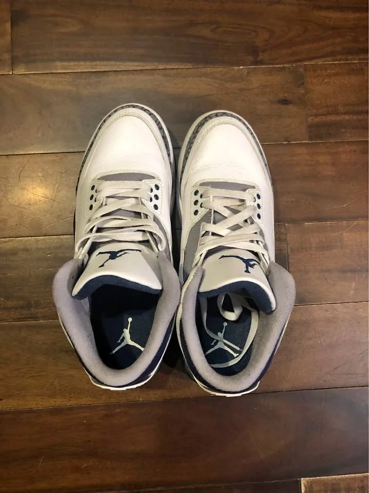 Air Jordan 3’s Retro (Midnight Blue) Size 8.5 Mens