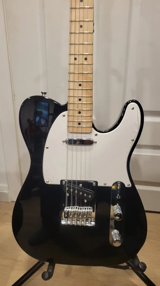 $280 Squier Telecaster Electric Guitar - Affinity Series - Black image indicator(3)