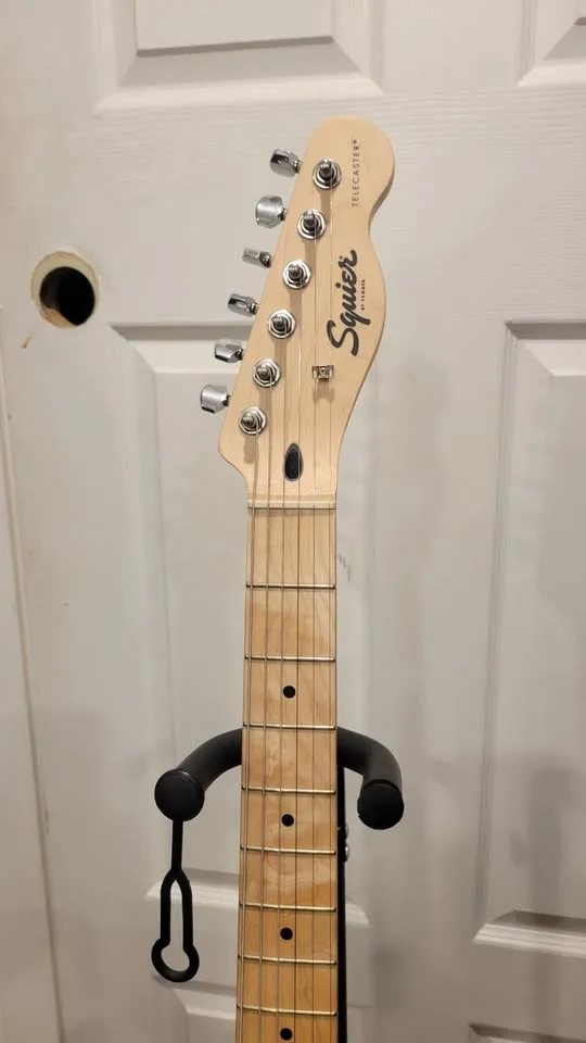 $280 Squier Telecaster Electric Guitar - Affinity Series - Black image indicator(4)