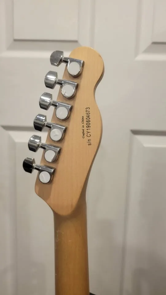 $280 Squier Telecaster - Left Handed image indicator(5)