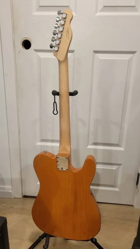 $280 Squier Telecaster - Left Handed image indicator(6)
