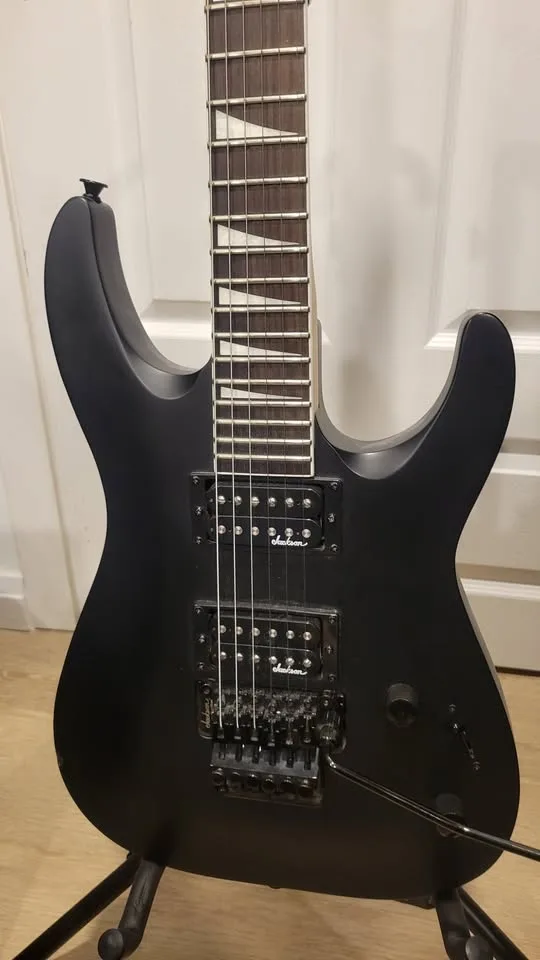 $350 Jackson JS Series Dinky - Satin Black image indicator(3)