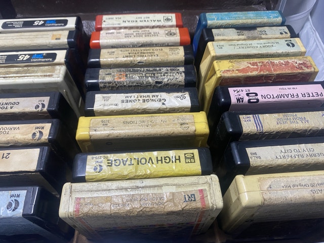 Vintage 8 Track Tapes Lot of 24 Various Artist with Carrying Cas - photo 3