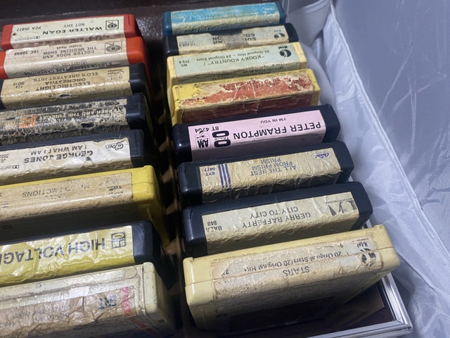 Vintage 8 Track Tapes Lot of 24 Various Artist with Carrying Cas - photo 4