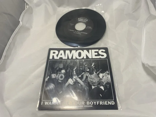 DEMO 7" PUNK 45 REISSUE The Ramones