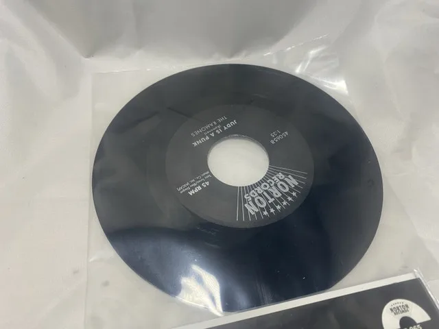 DEMO 7" PUNK 45 REISSUE The Ramones image indicator(5)